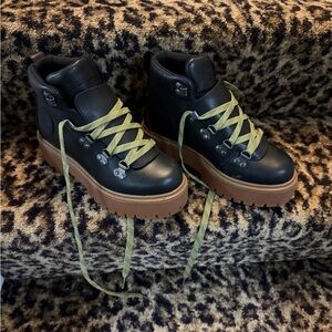 TIMBERLAND Stone Street Mid Womens Platform Hiker Boots